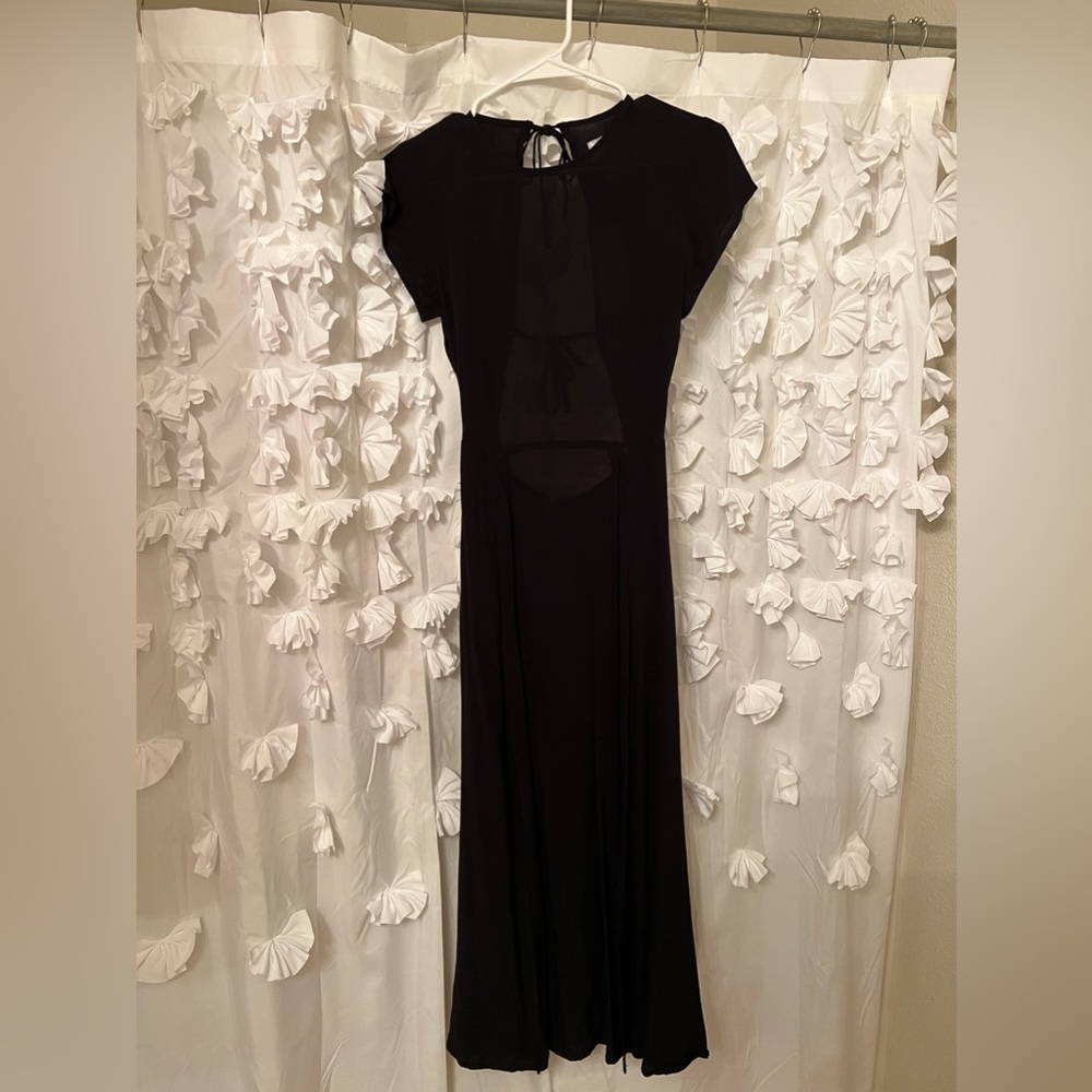 Urban Outfitters Lindsey Cap-Sleeve Midi Dress